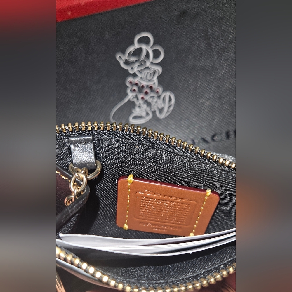 Disney X Coach Black Leather Minnie Mouse Mini ID Skinny Card Case New With Tag - Picture 4 of 5